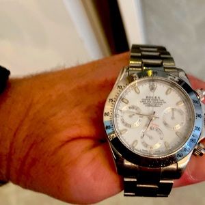 A NON REAL ROLEX DAYTONA Oyster Perpetual